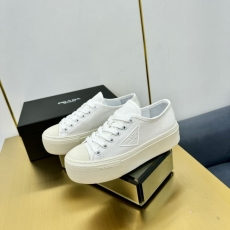 Prada Low Shoes